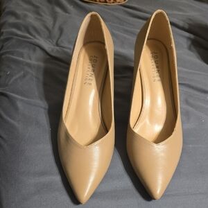 Journee Collection Women's Beige Block Heels